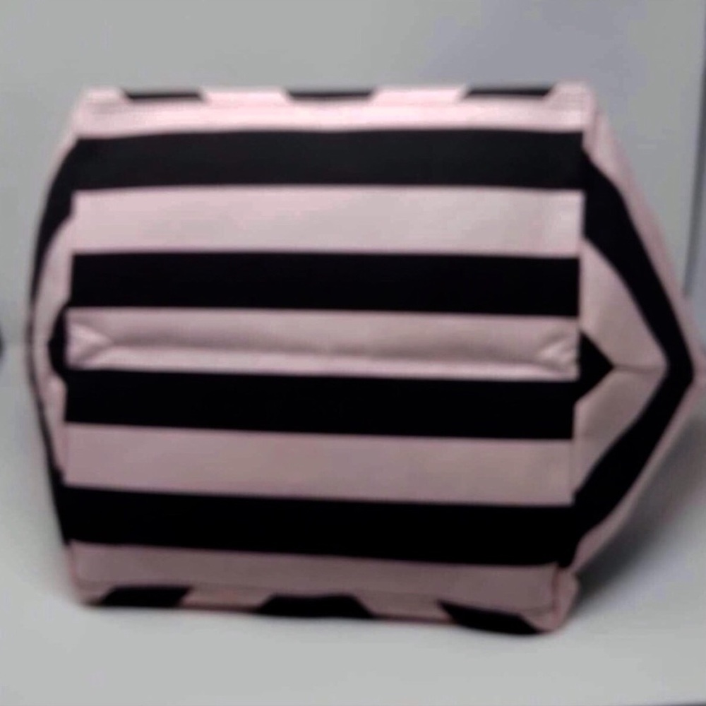 🎉HP🎉 Victoria’s Secret Big Striped Tote - Picture 5 of 6